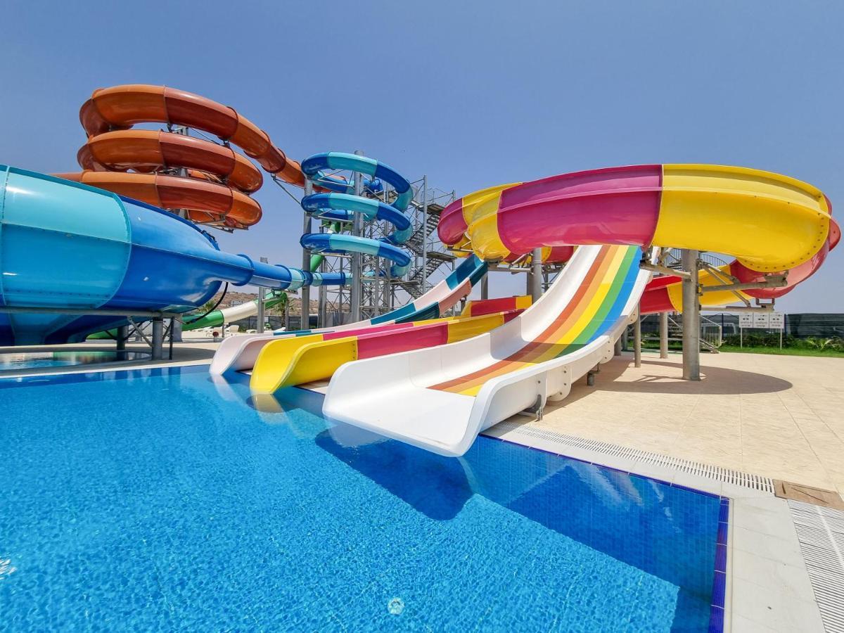Lazy Weekend Iona Apartments In Caesar Blue Resort, Lunch Till 4Pm, Super Gym, Sauna, Heated Swimming Pool, Jacuzzi Gastria 外观 照片